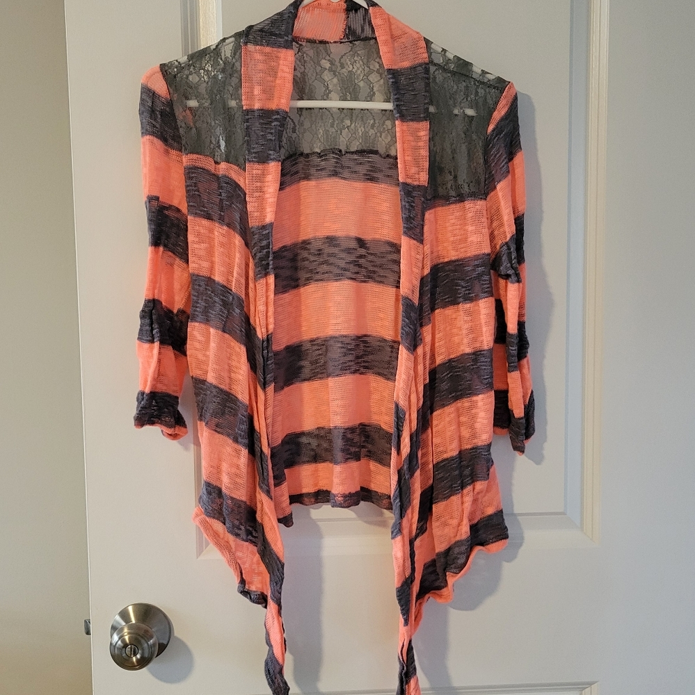 Discreet, light sweater, pink and gray, size M